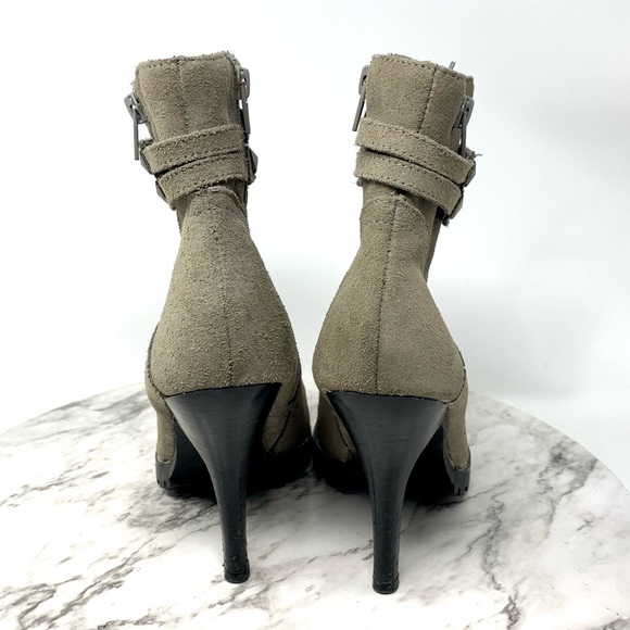 Envy Big Time Taupe Suede Lace Up utility platform booties 7 sporty casual chic - Picture 5 of 15